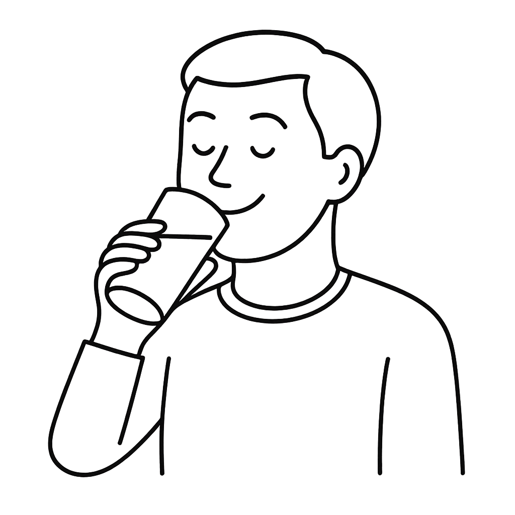 蕎麦茶を飲んでいる男性／AMUBELLE／アンベル