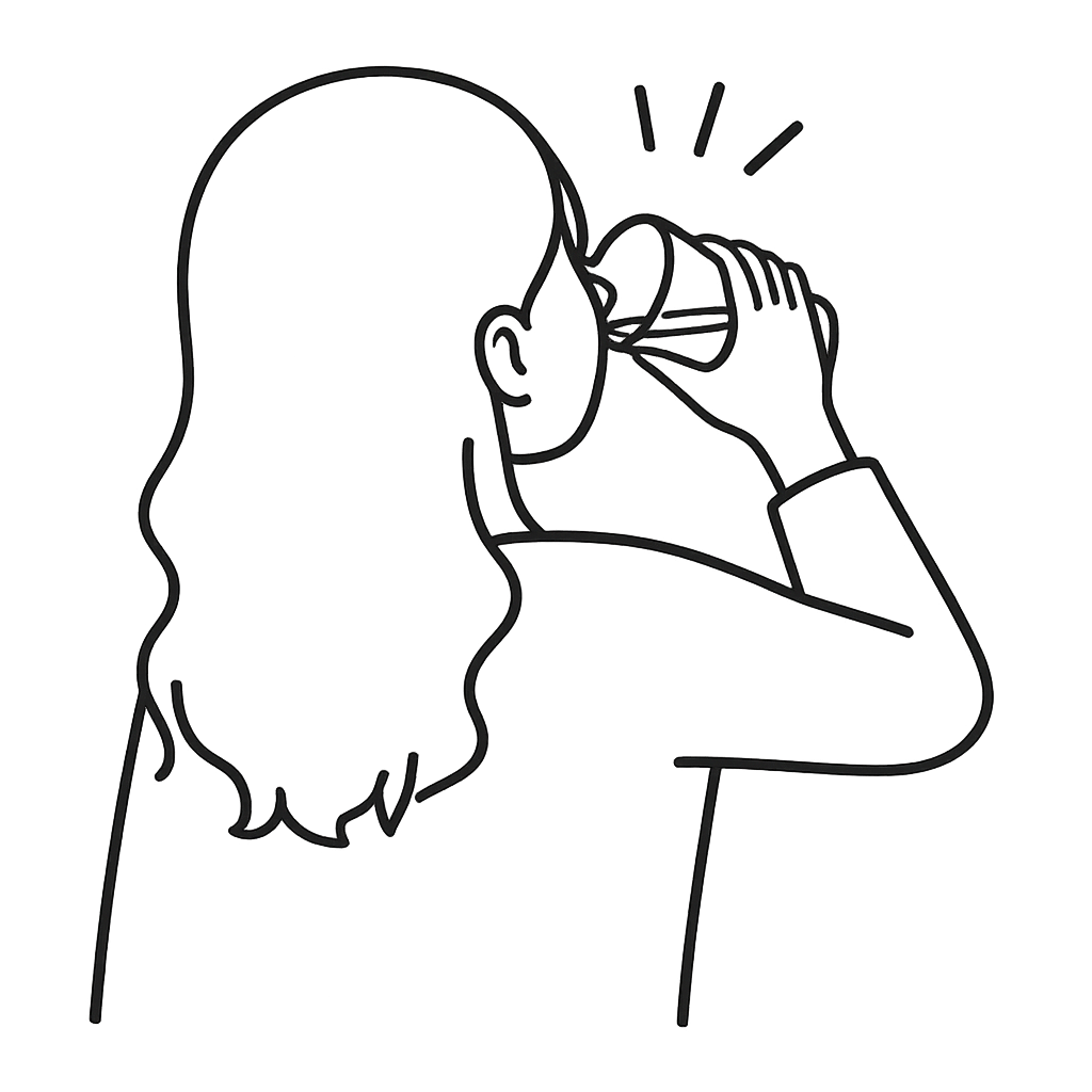 水を飲んでいる女性／AMUBELLE／アンベル